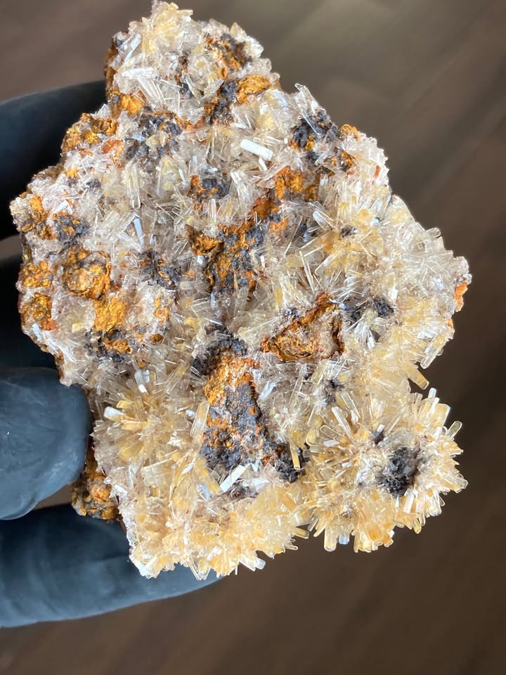 🔥 Hemimorfita con microcristales en roseta