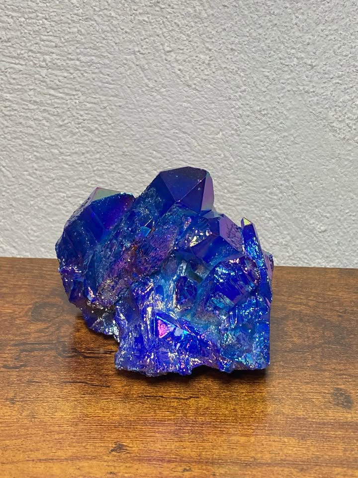 Cluster de Cuarzo Aura Azul Intenso