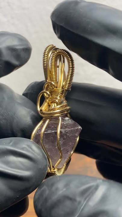 Dije con Amatista Octagonal engarzado con Tumbaga
