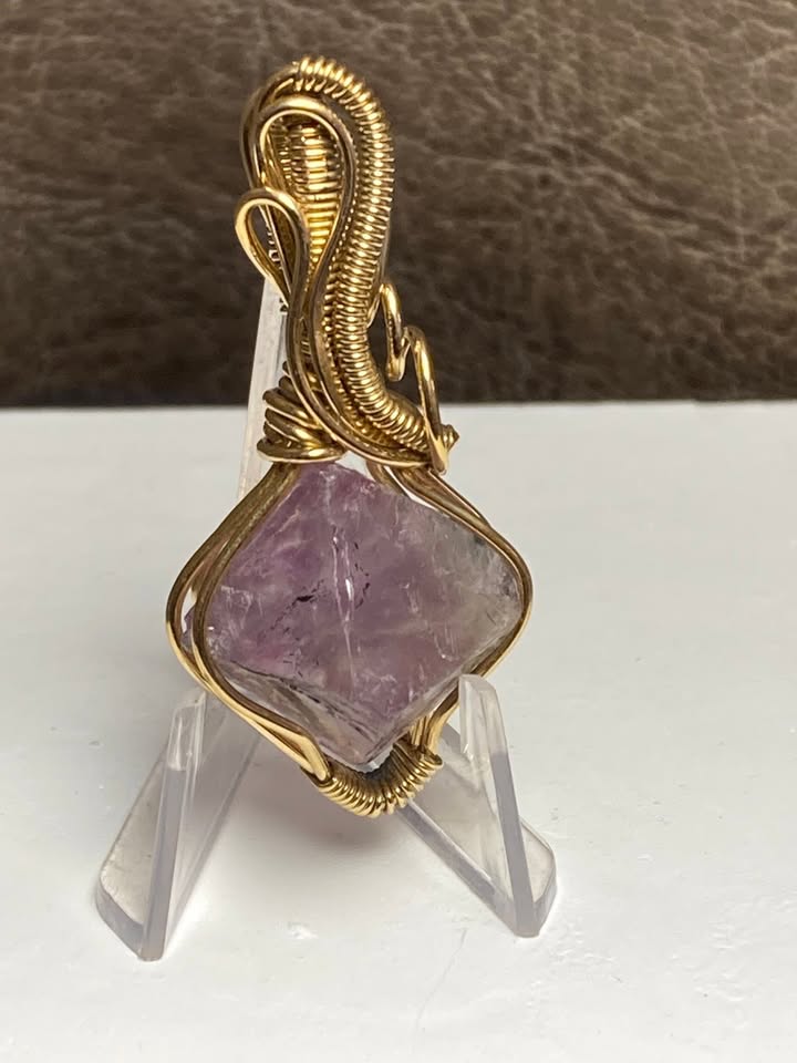 Dije con Amatista Octagonal engarzado con Tumbaga