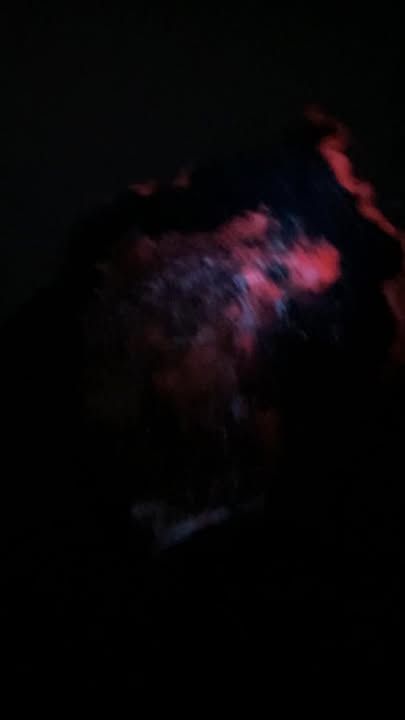 Manganocalcita con Pirita - Fluorescencia en color rojo bajo luz UV