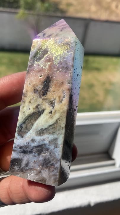 Torre de Ágata aura (tratado con pigmentos minerales)