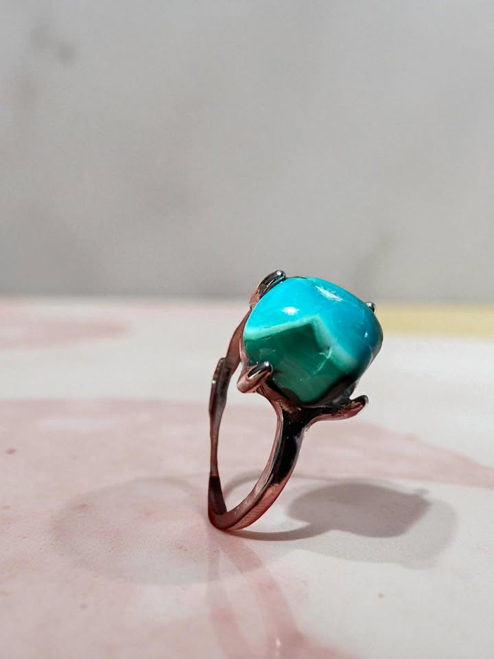 Anillo ajustable con Malaquita